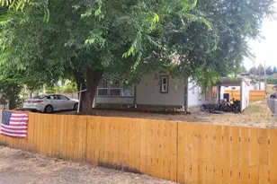 425 Birch St, Yoncalla, OR 97499 - Photo 27