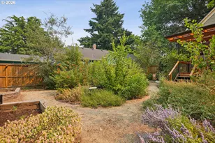 1905 SE Harold St, Portland, OR 97202 - Photo 37