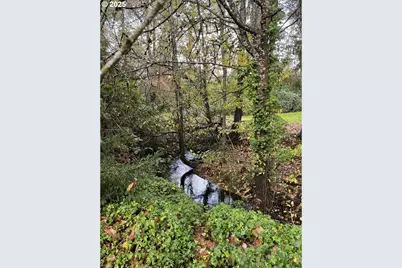 1215 NW Driftwood Pl, McMinnville, OR 97128 - Photo 11