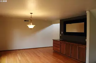 1215 NW Driftwood Pl, McMinnville, OR 97128 - Photo 35