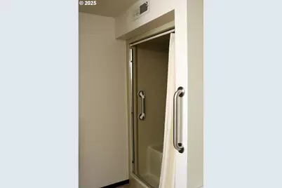 1215 NW Driftwood Pl, McMinnville, OR 97128 - Photo 31