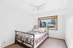 3325 SE Maple Ct, Hillsboro, OR 97123 - Photo 19