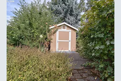 648 NW Pacific Grove Dr, Beaverton, OR 97006 - Photo 43
