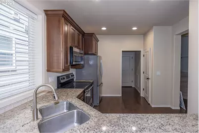 1409 NE 170th Cir, Ridgefield, WA 98642 - Photo 5