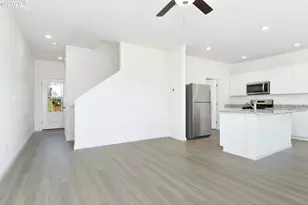 3905 SW Duniway Ln, Gresham, OR 97080 - Photo 5