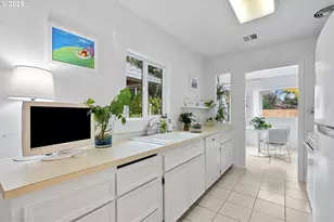 15390 SW Davis Rd, Beaverton, OR 97007 - Photo 11