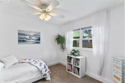 15390 SW Davis Rd, Beaverton, OR 97007 - Photo 17