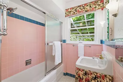 2290 Sandy Dr, Eugene, OR 97401 - Photo 21