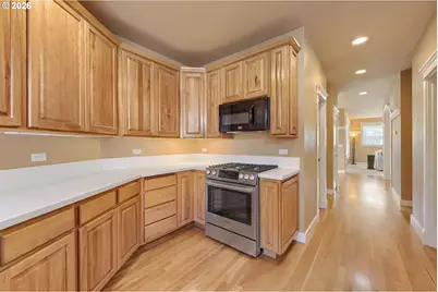 21999 NE Park Ln, Fairview, OR 97024 - Photo 17