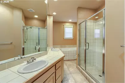 21999 NE Park Ln, Fairview, OR 97024 - Photo 23
