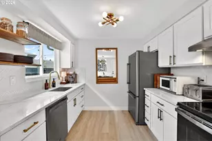 3709 SE 65th Ave, Portland, OR 97206 - Photo 9