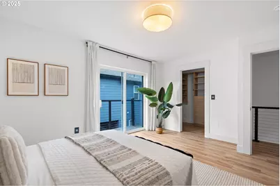 223 NE Ivy St #B, Portland, OR 97212 - Photo 13