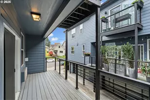 223 NE Ivy St, Portland, OR 97212 - Photo 25