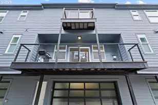 223 NE Ivy St, Portland, OR 97212 - Photo 23