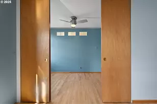 1220 NE 17th Ave, Portland, OR 97232 - Photo 21