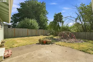 345 N 7th Pl, Harrisburg, OR 97446 - Photo 21