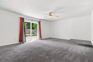 345 N 7th Pl, Harrisburg, OR 97446 - Photo 9