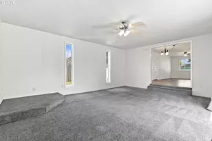 345 N 7th Pl, Harrisburg, OR 97446 - Photo 7