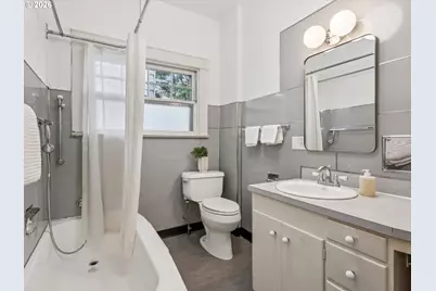 4023 NE Laddington Ct, Portland, OR 97232 - Photo 21