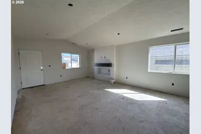 614 Grant St, Umatilla, OR 97882 - Photo 3