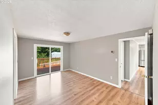 885 Oakway Dr, Coos Bay, OR 97420 - Photo 27