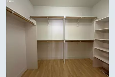 11221 SE Vernazza Ln, Happy Valley, OR 97086 - Photo 19