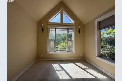 11221 SE Vernazza Ln, Happy Valley, OR 97086 - Photo 5