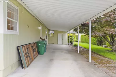33720 SE Springlake Dr, Scappoose, OR 97056 - Photo 23