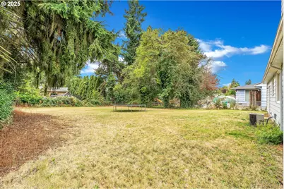 11356 NE Glisan St, Portland, OR 97220 - Photo 33