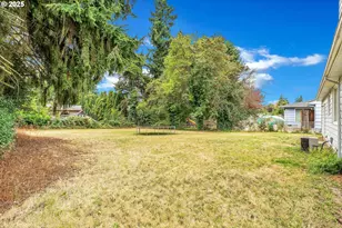 11356 NE Glisan St, Portland, OR 97220 - Photo 33