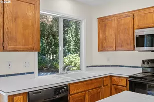 11865 NW Vaughan Ct, Portland, OR 97229 - Photo 11