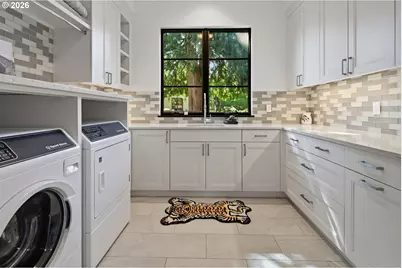 13799 Atwater Ln, Lake Oswego, OR 97034 - Photo 31