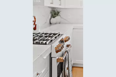 13620 SE Sierra Dr, Happy Valley, OR 97015 - Photo 11