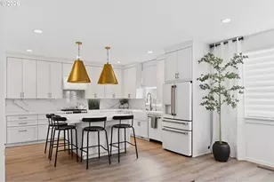 13620 SE Sierra Dr, Happy Valley, OR 97015 - Photo 7