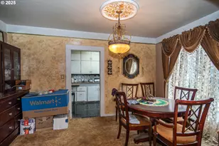 169 SE Houck Ave, Roseburg, OR 97470 - Photo 9