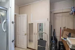 169 SE Houck Ave, Roseburg, OR 97470 - Photo 21