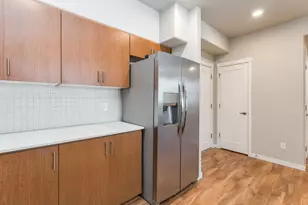 17137 SW Appledale Rd, Beaverton, OR 97007 - Photo 5