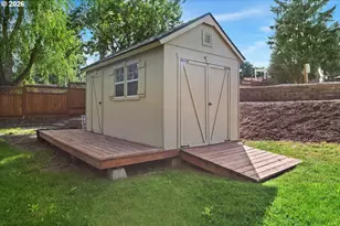 1250 Dewey Ave, Baker City, OR 97814 - Photo 11