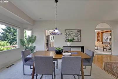 2024 Conestoga Ln, West Linn, OR 97068 - Photo 3