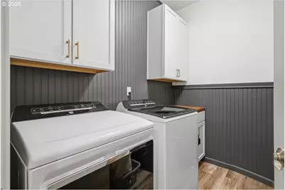 2255 Crestview Dr, West Linn, OR 97068 - Photo 37