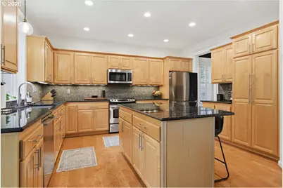 2255 Crestview Dr, West Linn, OR 97068 - Photo 17