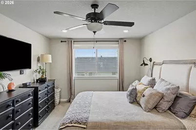 1491 Foxglove St, Woodburn, OR 97071 - Photo 25