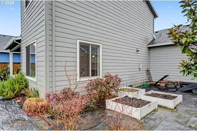 1491 Foxglove St, Woodburn, OR 97071 - Photo 33