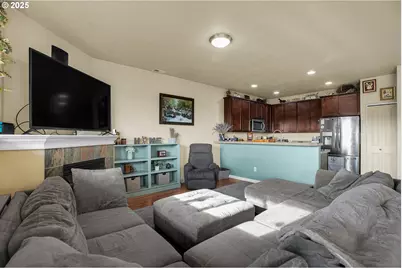 30288 NW Stewart Ln, North Plains, OR 97133 - Photo 5