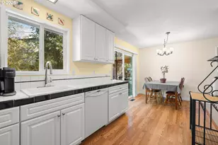 13795 SW Park Way, Beaverton, OR 97005 - Photo 5