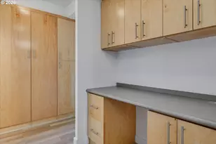 255 SW Harrison St, Portland, OR 97201 - Photo 17