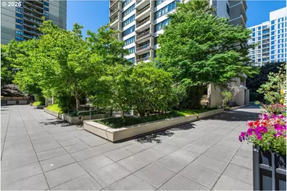 255 SW Harrison St #8 E, Portland, OR 97201 - Photo 31