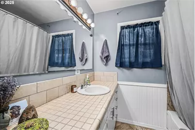 1735 Minda Dr, Eugene, OR 97401 - Photo 13