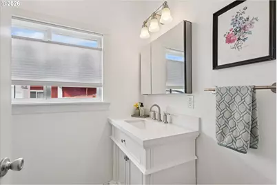 384 W Dartmouth St, Gladstone, OR 97027 - Photo 15