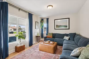 384 W Dartmouth St, Gladstone, OR 97027 - Photo 5